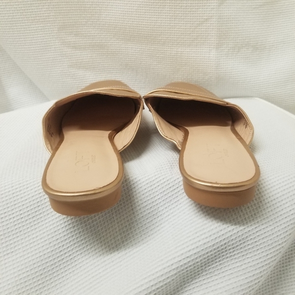 NWT LOFT Slip on Flats - Picture 4 of 6